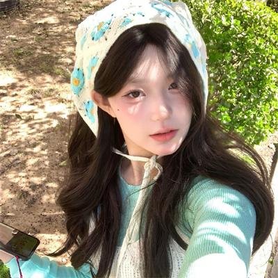 《星期8》封面